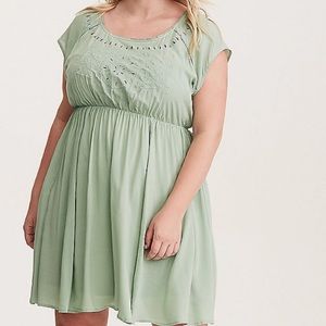 Green dress Torrid size 2 street size 16-18